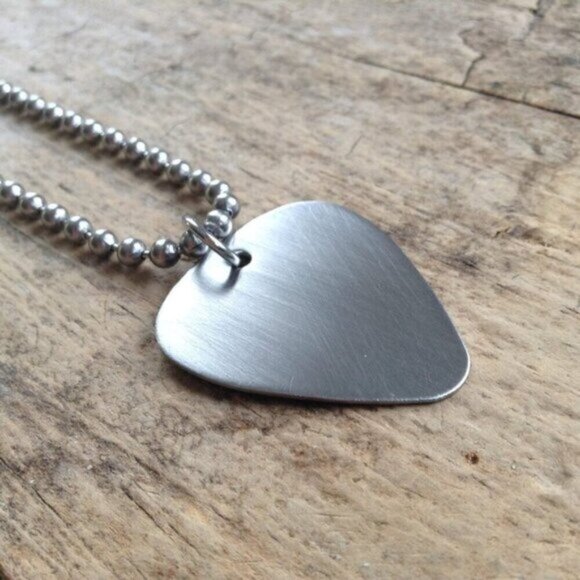 30 INCHES Brushed Stainless Steel Guitar Pick Necklace - Picture 1 of 5